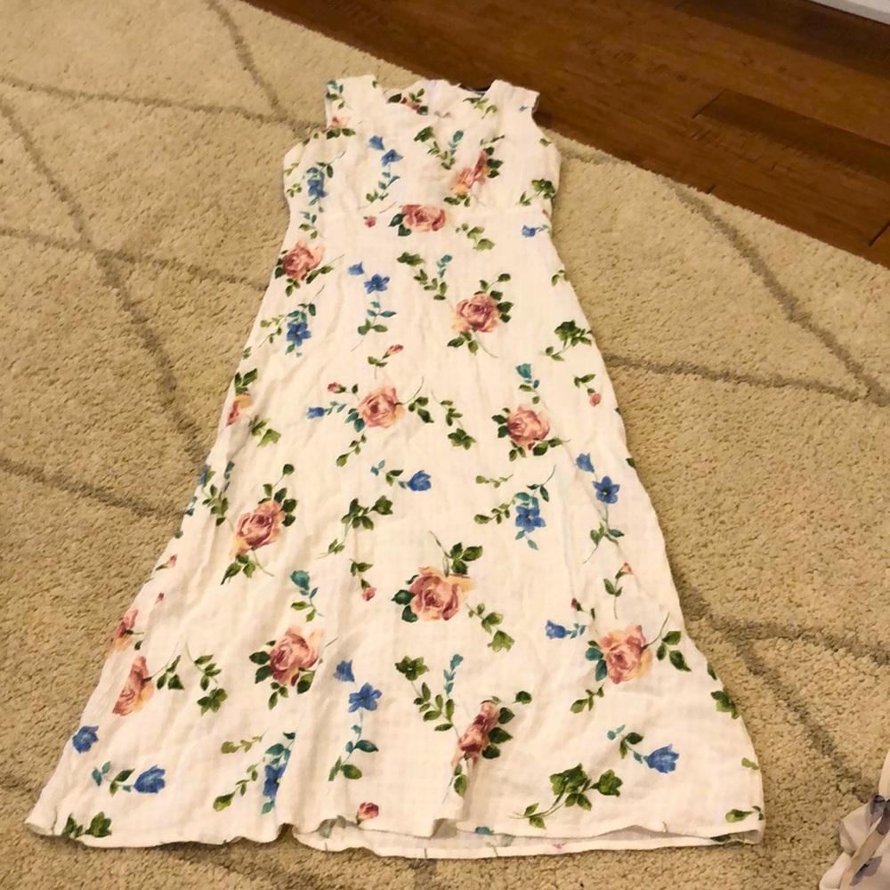 Floral white dress